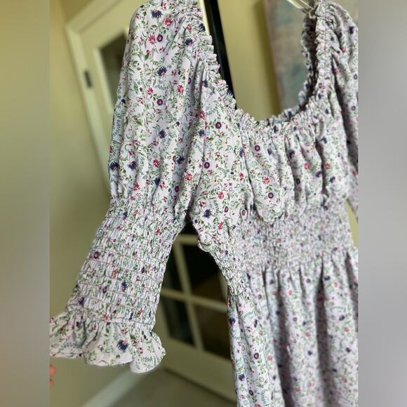 Tuckernuck Hyacinth House Cali Lilac Jacquard Floral Smocked Midi Dress Medium - Picture 5 of 13